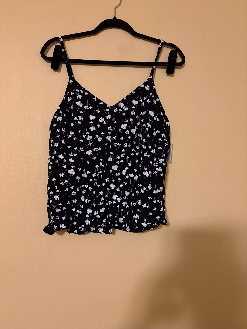Old Navy Black Floral V-Neck Spaghetti Strap Camisole
